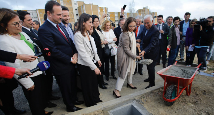 Lançamento da primeira pedra | Construção de mais de 150 habitações na Caparica