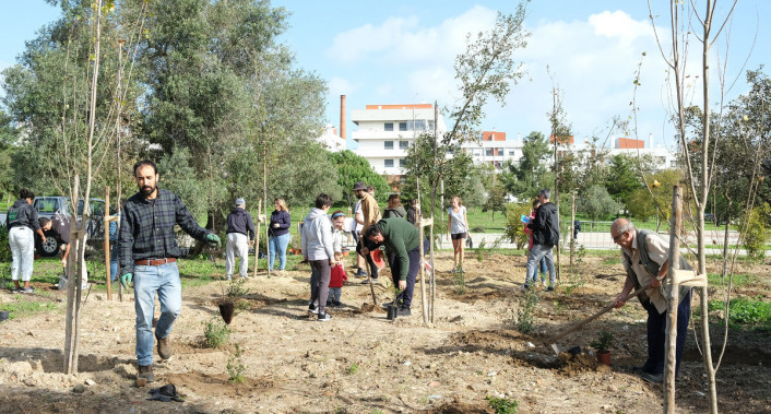 Parque Multiusos da Sobreda recebe 2.ª microfloresta do concelho 