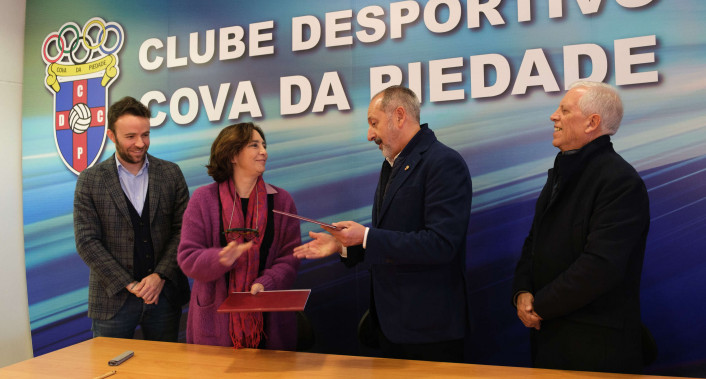 Almada, Desporto, protocolo, Clube Desportivo da Cova da Piedade, Cova da Piedade