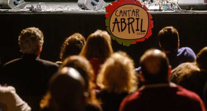 Festival Cantar Abril