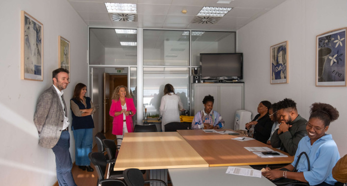 Almada, Habitação, casas, realojamento, assinatura de contratos