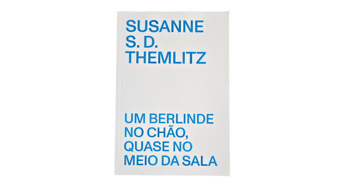 Capa Livro Um Berlinde No Chão, Quase no Meio da Sala