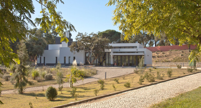 Cemitério de Vale Flores