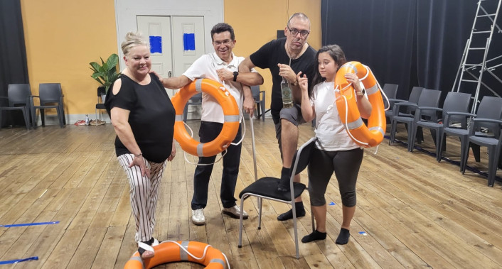 Peça de Teatro "Náutica para Náufragos Desafogados"