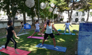 Yoga, Almada em Forma